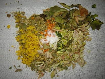 Mida kõike peidab endas ravimtaime pall? Foto: Lahemaa Tervisekool ravimtaimepall