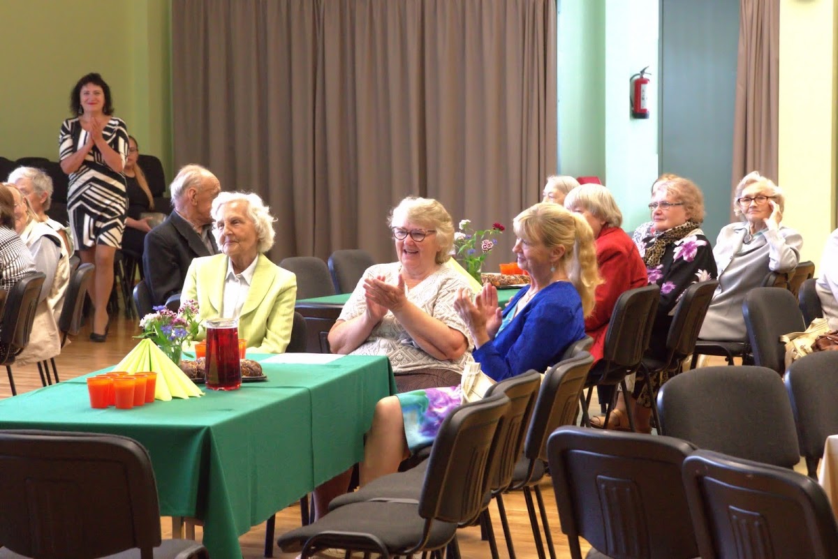 Galerii: Meeleolukas memme-taadi pidu