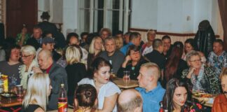 „Kolhoosirahva” suur lõikuspidu Vana-Kuustes