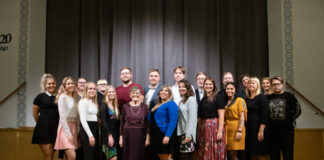 Näitetrupi kaks aastakümmet vormusid mälestusterohkeks sünnipäevaõhtuks