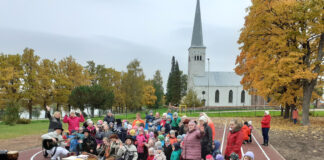 Muusikapäev Kambja lasteaias Mesimumm