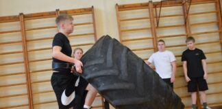 Galerii: Kambja kooli esimene rammumehe võistlus