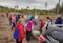 Raamatukogurahvas läks metsale appi