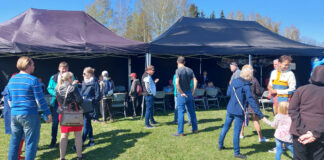 Kevadlaadal Mai Kelluke vahetati mõtteid valla tuleviku teemadel