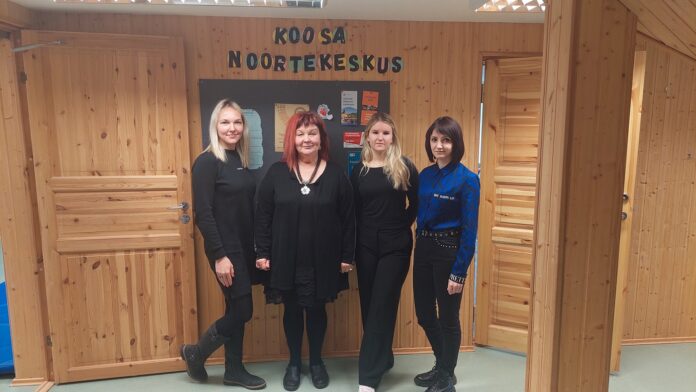 6nnemaa_tootajad_kohtusid_koosal_tartumaa_noorsootootajatega