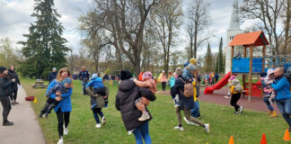 Kambja lasteaias tutvustati perepäeval erinevaid riike