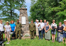 Fotomeenutus võidupüha ja maakaitsepäeva tähistamisest