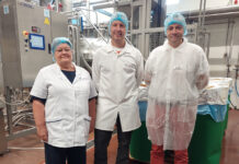 Vallavalitsuse liikmed tutvusid ASiga Saarek Productions