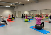 Eakate võimlemistund aitab hoida keha heas vormis