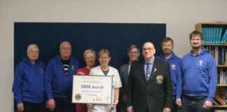 LC Ülenurme annetas 3800 eurot lastekliinikule virtuaalreaalsuse seadmete ostuks