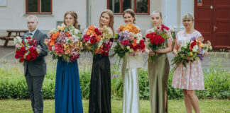 Südamlik lahkumispidu: viis tublit õpilast lõpetasid Kuuste põhikooli