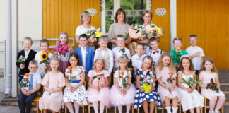 Tõrvandi lasteaia lõpetajad said tuule tiibadesse