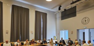 Volikogu istungil umbusaldati vallavanemat ja määrati vallavanema kohusetäitja