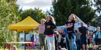 Külitse külapäev ja Nõo külade mõõduvõtt tuulepoisi ning vikerkaare saatel