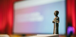 Siseministeerium ootab kandidaate kodanikupäeva aumärgi ja aasta kodaniku aunimetusele