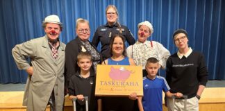 Ülenurme Gümnaasiumi lapsed saatsid laste loodud rahatarkuse rändlauamängu teele