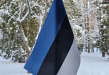 President Arnold Rüütli matmise päeval lehvivad leinalipud