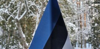 President Arnold Rüütli matmise päeval lehvivad leinalipud