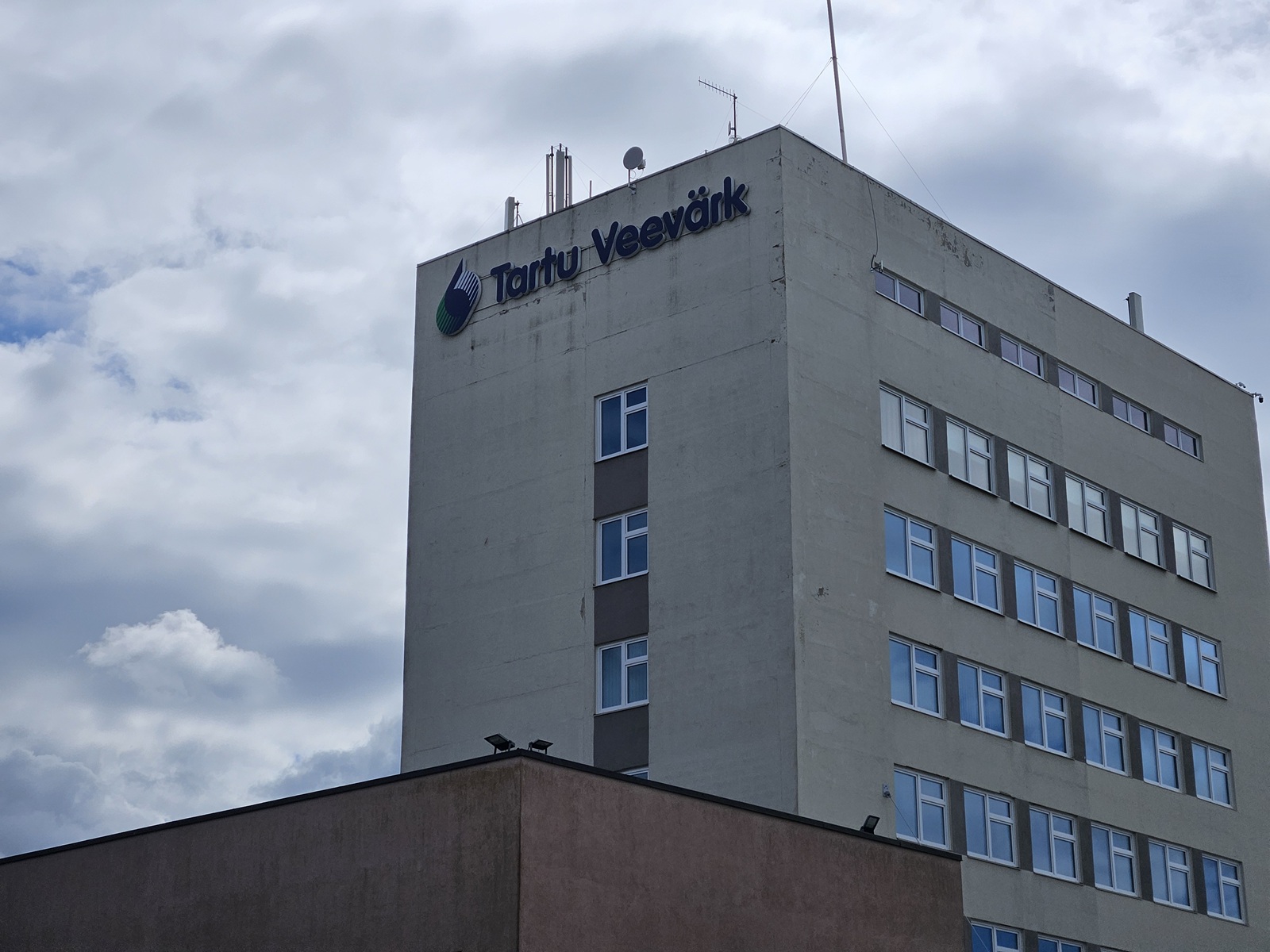 Ülenurme, Tõrvandi, Soinaste, Reola, Uhti piirkonna vee-ettevõtja Tartu Veevärk kutsub 6. juunil 2025 reoveepuhastusjaama külla. Üle-eestilise vee-ettevõtete av