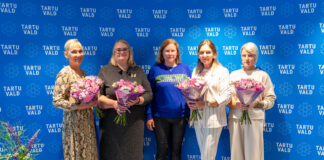 Tartumaa vallavalitsused tänasid ja tunnustasid oma hooldustöötajaid