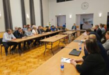 Vallavolikogu valib esmaspäeval vallavanemat ning kinnitab vallavalitsuse ja komisjonid