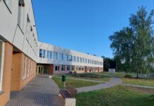 Kambja Vallavalitsus lõpetas poolte kokkuleppel töölepingu Ülenurme Gümnaasiumi direktoriga